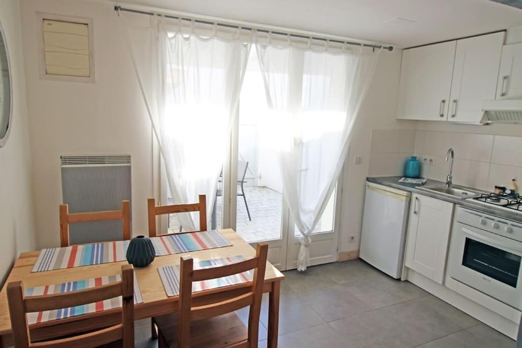 Le Clos Des Flots - La Plage La Flotte Luaran gambar