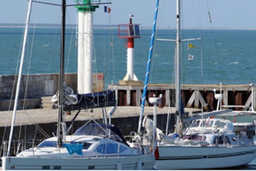 Le Clos Des Flots - La Plage La Flotte Luaran gambar
